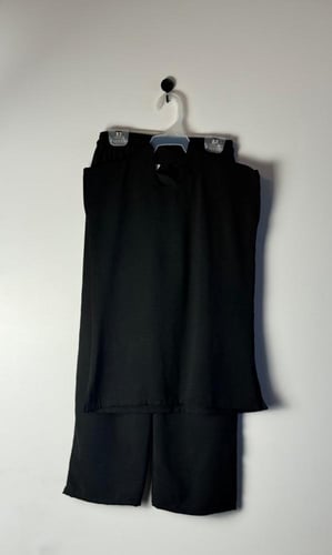 بدلة تحت العبايه