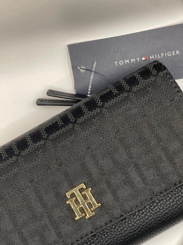 حقيبة نسائية اصلية من tommy