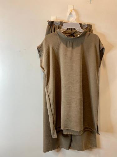 بدلة تحت العبايه