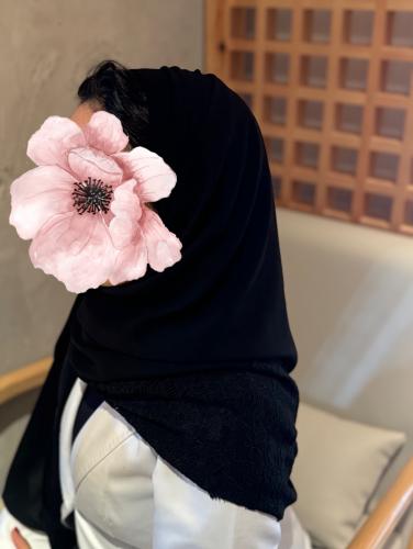 طرحة سوداء دانتيل عريض