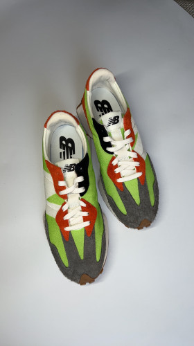 New Balance 327 Size 43