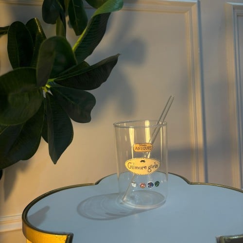 كوب Gilmore girls رسم يدوي