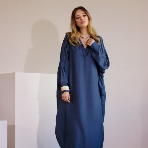 One-tone collar dress