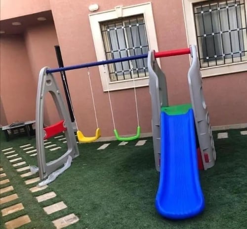 ألعاب أطفال مرجيحة مع زحليقة قوية