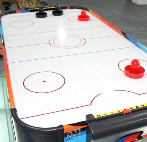 طاولة هوكي حجم كبير