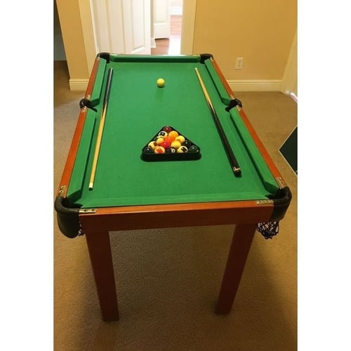 طاولة بلياردو