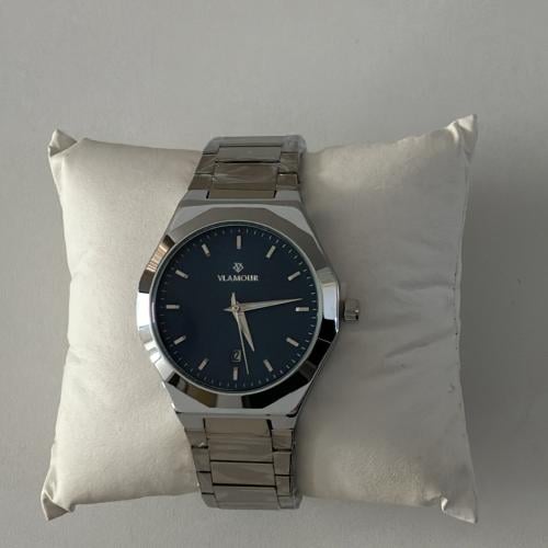 ساعة رجالية زرقاء