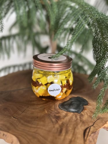 جبنه بالبيستو - جبنة بالبيستو فاخرة