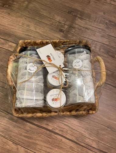 ابزار شوربه مع ٣ انواع بهارات حجم صغير من اختياركً