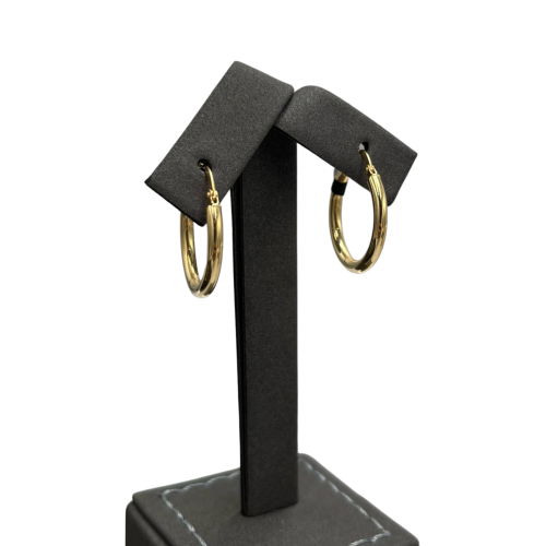 Gold earrings, 18 karat, weight 1.35 grams