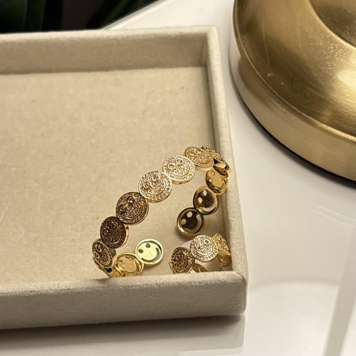 اسوارة وخاتم هابي فيس زركون الوان متعددة