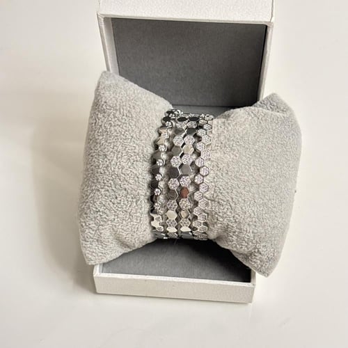 بكج 4 اساور + 4 خواتم