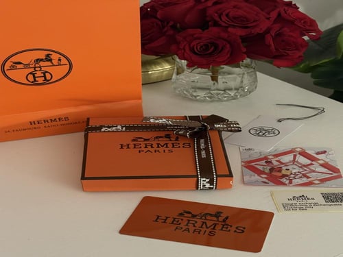 طقم ايرميز ابيض