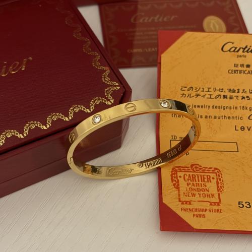 اسوارة كارتيير لوف بفصوص