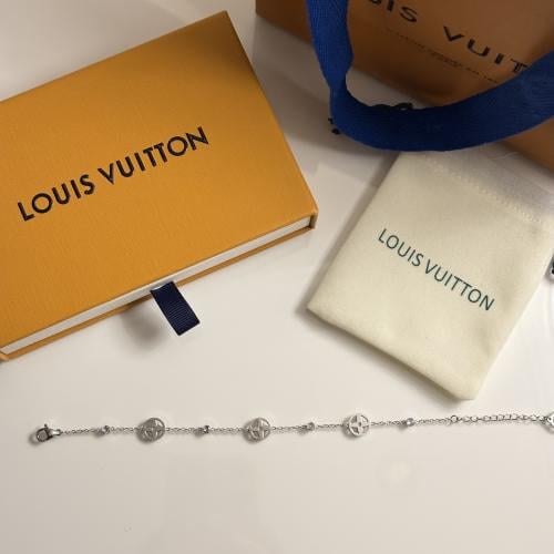 سوار لويس فيتون فضي دوائر الوردة المفرغة مع كريستا...