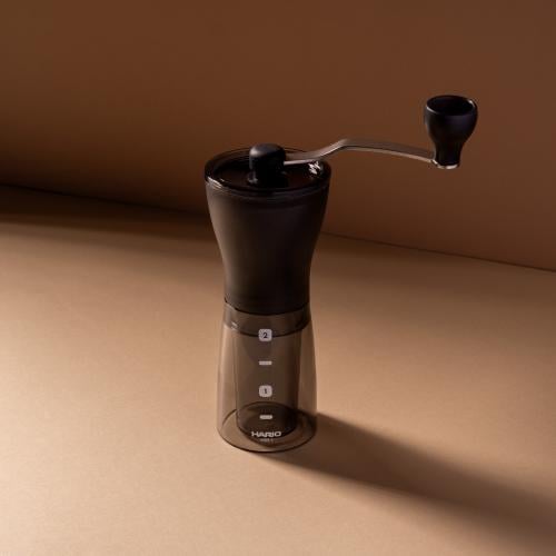 طاحونة قهوة ميني ميل بلس من هاريو