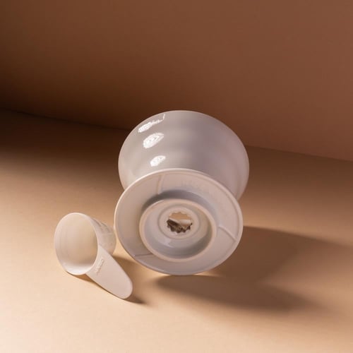 قمع ترشيح سيراميك أبيض كلاسيكي حجم (02) من هاريو