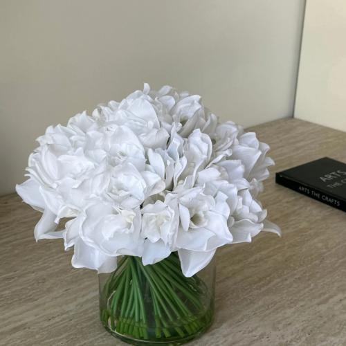 فازه مع ورد