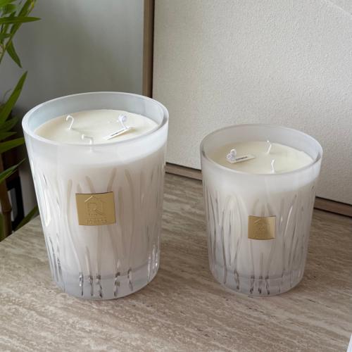 شمع معطر ابيض