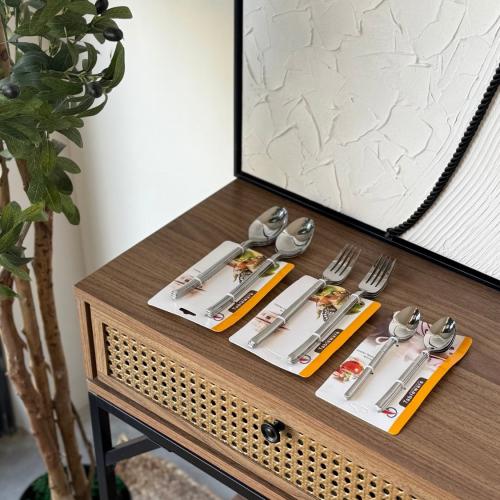 ملاعق وشوك استيل