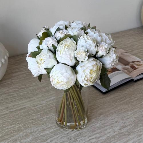 فازه مع ورد