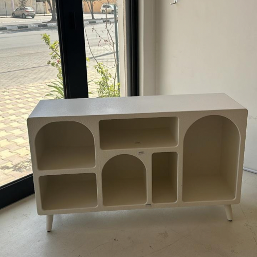 خزانة خشب ابيض