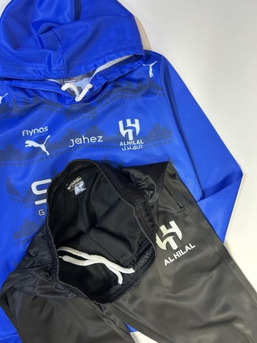 طقم رياضي الهلال