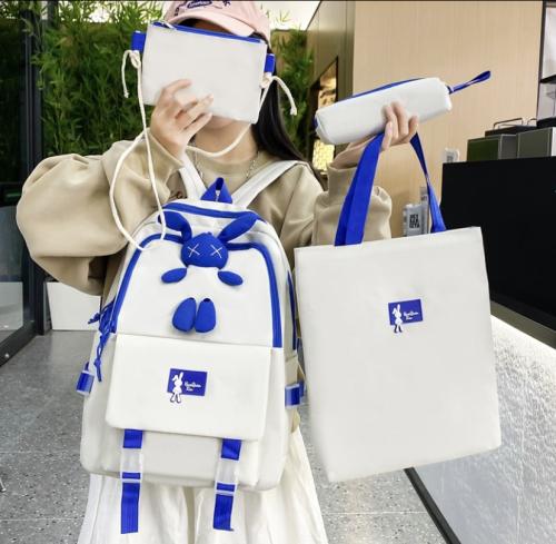 مجموعة شنط ظهر مدرسية من 4 قطع