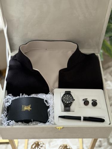 "ويسألونك عن الأب قل: "حسه في الحياة يكفي عن ألف ش...