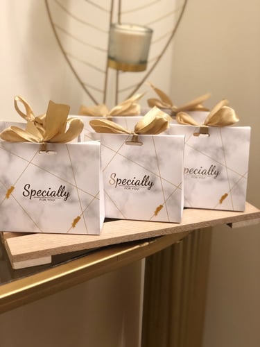 توزيعات عيدنا / 6 اكياس