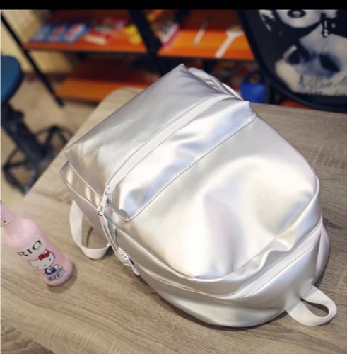 حقيبه ظهر جلد مناسبه لجميع المستويات و للجامعه