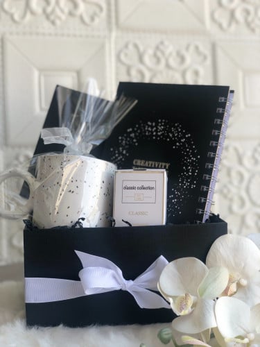 اقرب صديقات