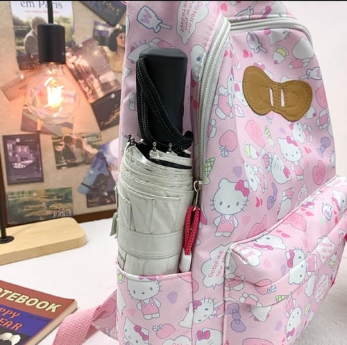 شنطة ظهر أنيقة وعملية