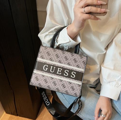 شنط GUESS هاي كوالتي