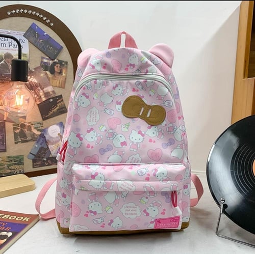 شنطة ظهر أنيقة وعملية