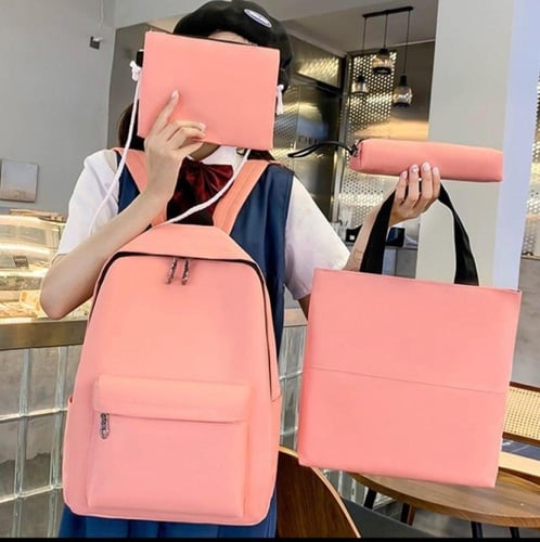 طقم شنطه مدرسيه ظهر 4 قطع- مع امكانيه كتابه الاسم