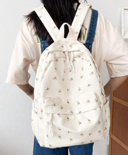 شنطه جميله ولطيفه