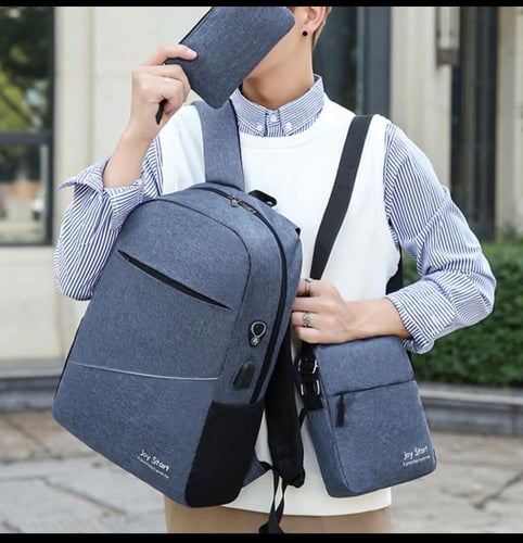 شنطة ظهر أنيقة وعملية مناسبه للجنسين