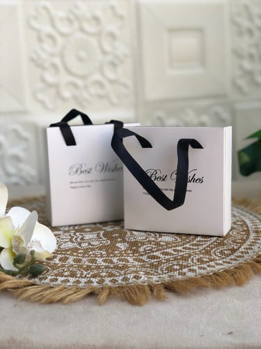 اقرب صديقة فضي