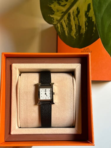 ساعة Hermes ميني اسود