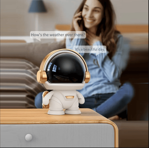 مكبر صوت سبيكر بلوتوث شكل رائدفضاء مع اضاءة RGB ,...