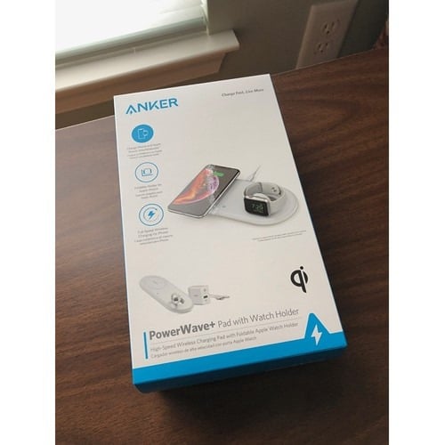 انكر باورويف بلس باد مع ستاند للساعة - ابيض