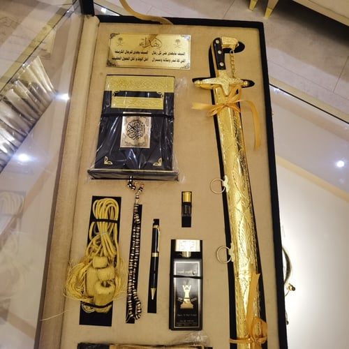 بوكسات ملكية فخمة مع مجموعة الإكسسوارات الرجالية ا...