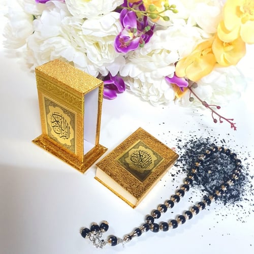 صندوق ملكي فخم يضم مجموعة من الهدايا الفاخرة عدد8...