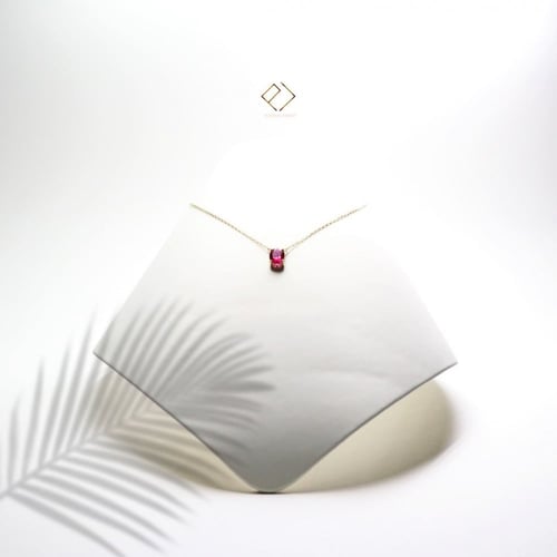 سلسال ذهب و حجر روبي معالج