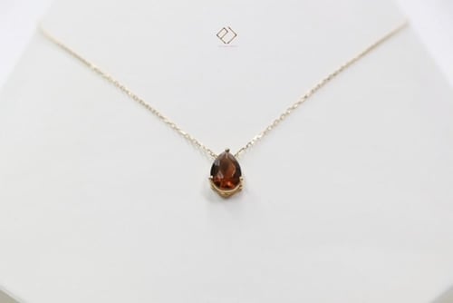 سلسال ذهب و حجر سموك معالج