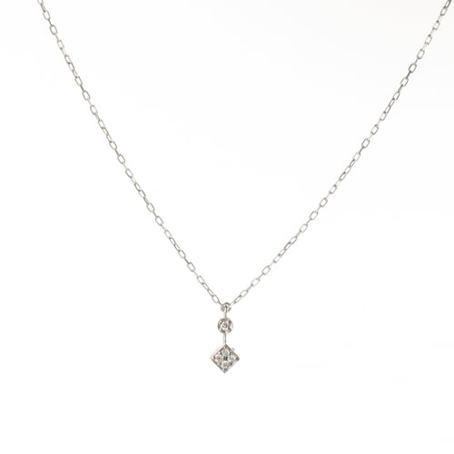 سلسال على شكل "معيّن"