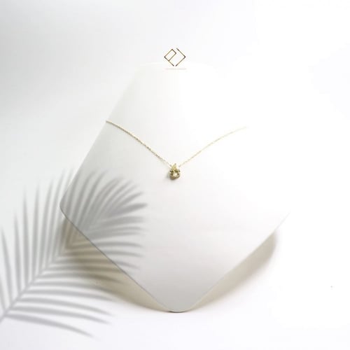 سلسال ذهب و حجر سترين دمعة معالج