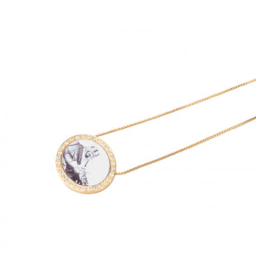 سلسال من الفضة، مطلي بالذهب الأصفر، ومرصعا بالزركو...