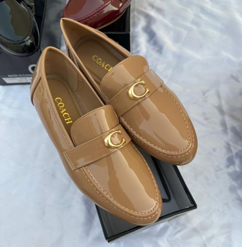 شوز رقم 920